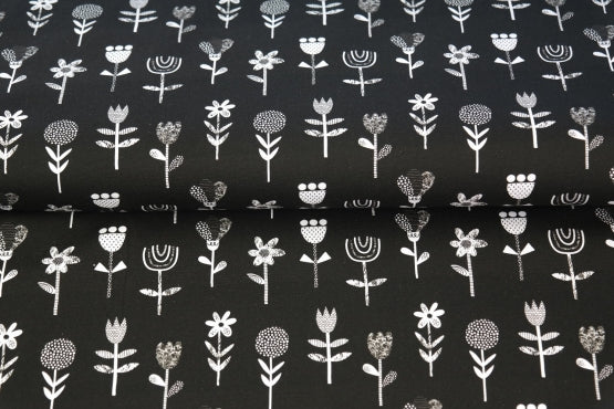 Euro Quilting - Flowers, Black